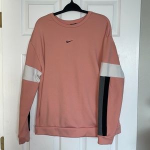 Nike Pullover Sweatshirt
